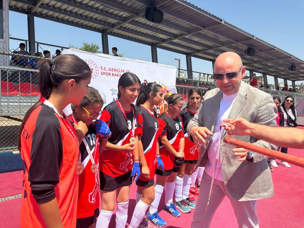 Volkan kızlar3-i68835cc565b92.jpg